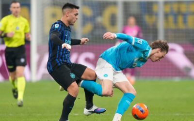 Inter y Napoli empatan y dejan abierta la carrera por el título de la Serie A