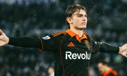 Nico Paz anota dos goles pese a fallar un penal y Como vence 3-0 a Lazio en la Serie A