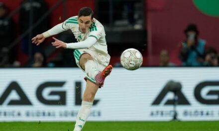 Argelia avanza a cuartos de la Copa Africana con gol agónico. Costa de Marfil también clasifica