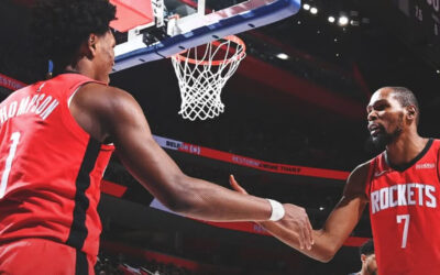 32 puntos de Durant ayudan a Rockets a romper la racha de cuatro victorias de Pistons