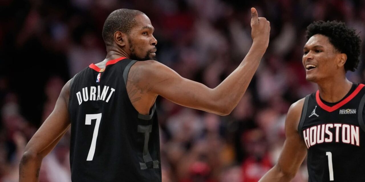El triple de Durant en los últimos segundos da a los Rockets la victoria por 100-97 sobre los Suns