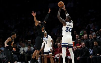 Los T-wolves vencieron a los Cavaliers 131-122 gracias a los 28 puntos de Randle