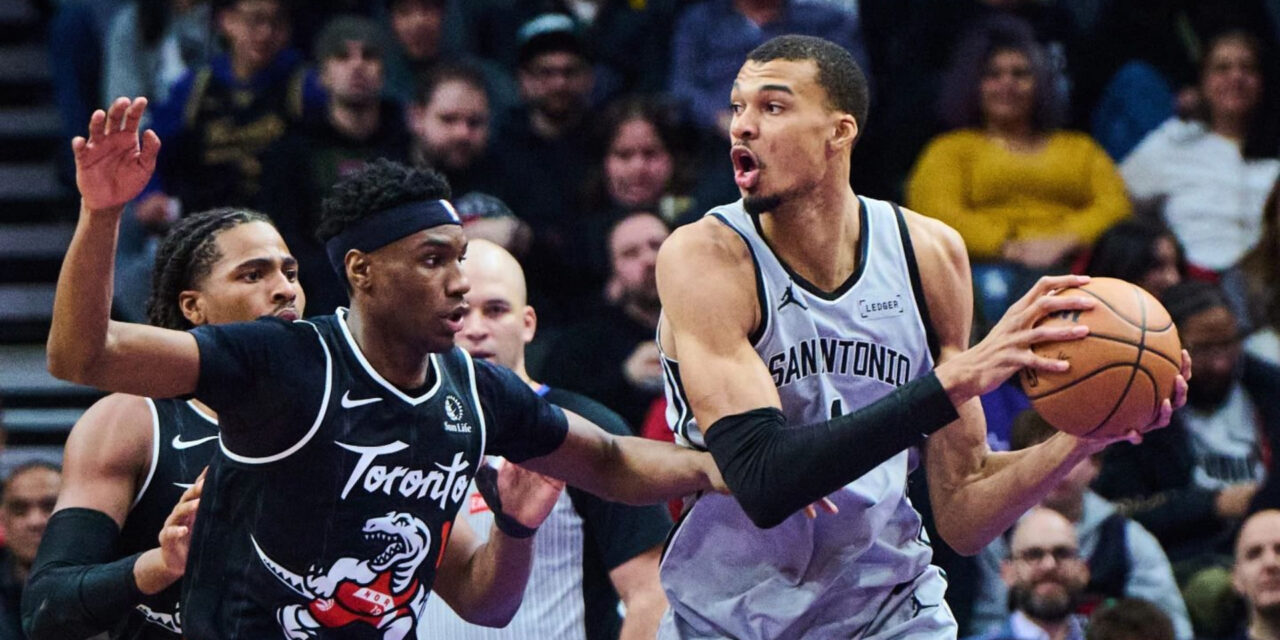 Vassell y los Spurs superan la mala noche de Wembanyama para vencer a los Raptors 110-107
