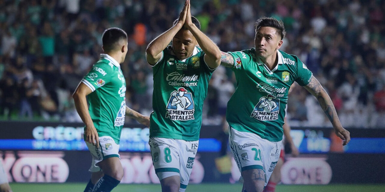 León vence a Necaxa 