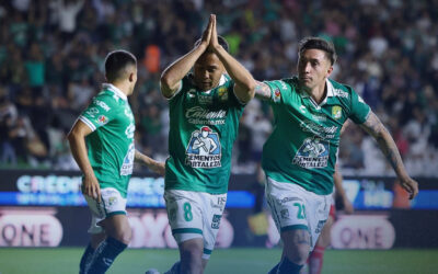 León vence a Necaxa 