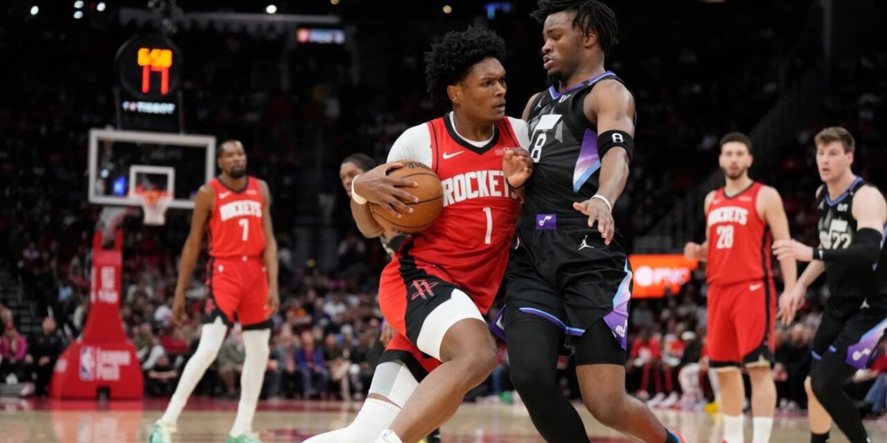 Smith anota 31 puntos y Thompson suma 20 en triunfo de Rockets 125-105 sobre Jazz