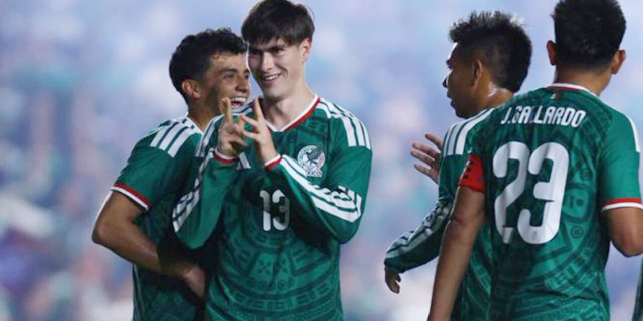 México golea a Islandia