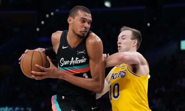 Victor Wembanyama anota 37 de 40 en la primera mitad, lleva a los Spurs a la victoria sobre los Lakers