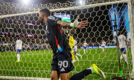 Un gol de Amahl Pellegrino y dos asistencias ayudan a San Diego a vencer a Montreal 5-0 en el primer partido de la temporada.