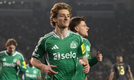 Gordon sentencia la eliminatoria con un póker de goles