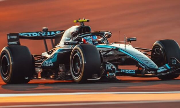 Antonelli lidera a Russell mientras Mercedes domina el último día de pruebas de F1 en Bahrein