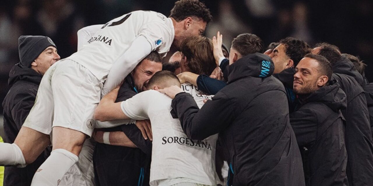 Höjlund rescata al Napoli con dramática victoria 3-2 sobre el Génova en la Serie A