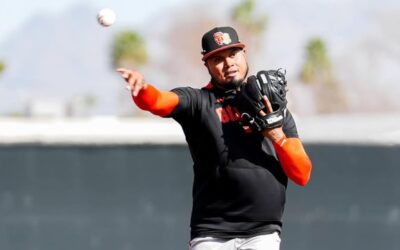 Luis Arráez firma contrato de un año y 12 millones con los Gigantes