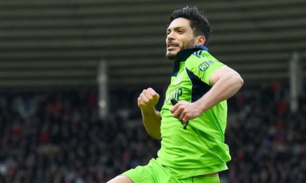 Raúl Jiménez marca doblete y encamina al Fulham ante Sunderland 