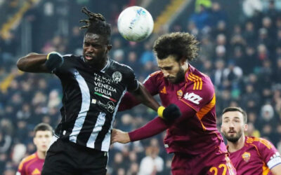 Tiro libre desviado da la victoria a Udinese sobre Roma en la Serie A