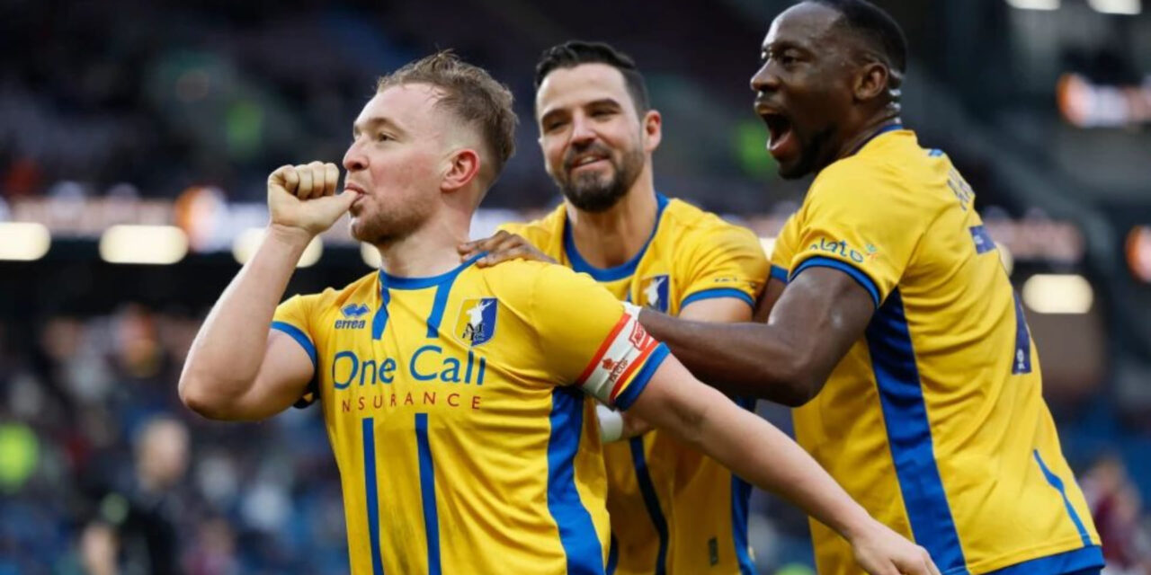 Mansfield de 3ra división sorprende al Burnley de la Premier para otro susto en la Copa FA