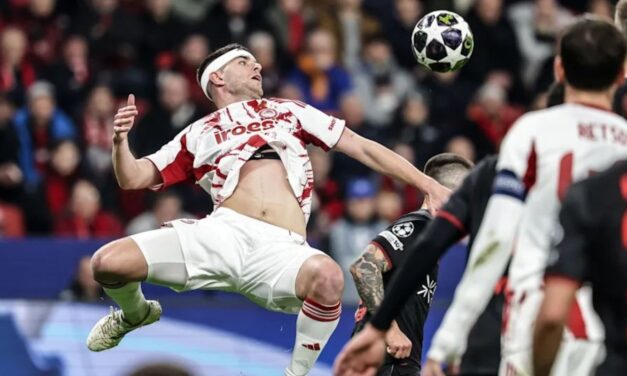 Leverkusen accede a octavos ante Olympiacos