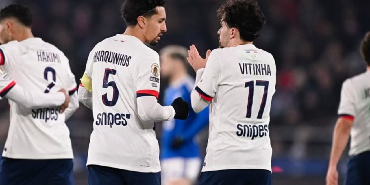 París Saint-Germain recupera la cima y Nartey anota para Lyon en su debut en la Ligue 1