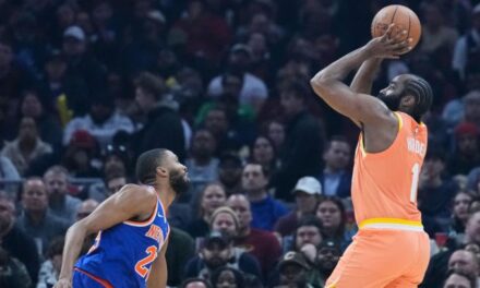 Cavaliers se despegan en la 2da mitad y vencen 109-94 a Knicks