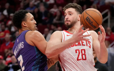 Los Hornets extienden su racha ganadora a 8 juegos con victoria 109-99 sobre los Rockets