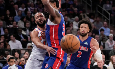 Los 42 puntos y 13 asistencias de Cunningham llevan a los Pistons a una victoria por 126-111 sobre los Knicks