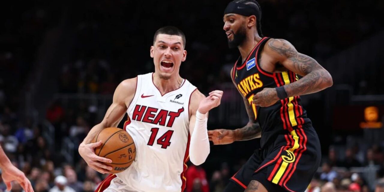 Herro anota 24 puntos en su regreso y Heat aplasta a Hawks por 128-97