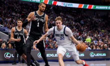 Wembanyama anota 29 puntos y los Spurs vencen a los Mavs a pesar de otra noche de más de 30 de Cooper Flagg