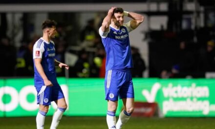 Autogol elimina al matagigantes Macclesfield y Brentford avanza a 5ta ronda de la Copa FA