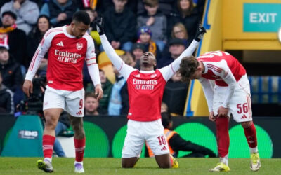 Arsenal avanza a cuartos de la Copa FA con triunfo 2-1 ante Mansfield, de tercera división