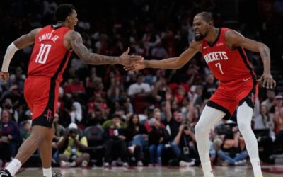 Rockets cortan racha de 11 triunfos de Hawks con paliza 117-95; Durant anota 25