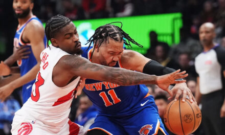 Brunson anota 26 puntos y los Knicks vencen a los Raptors