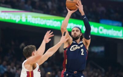 Max Strus anota ocho triples y suma 29 puntos; Jarrett Allen regresa y los Cavs se imponen por 149-128 al Heat