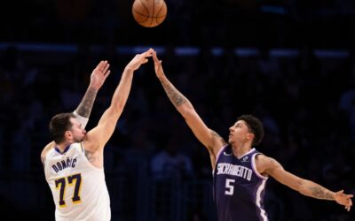 Luka y LeBron lideran a los Lakers ante los Kings