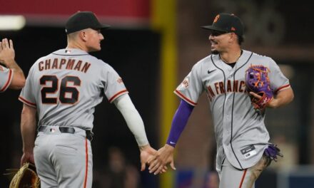 Adames conecta un jonrón al inicio del partido y termina con 4 hits, mientras los Giants respaldan a Webb en la victoria por 9-3 sobre los Padres.