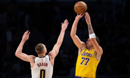 Luka Doncic anota la canasta ganadora a falta de 0,5 segundos y los Lakers derrotan a los Nuggets
