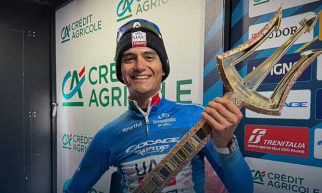 Isaac del Toro conquista la Tirreno-Adriático, primer mexicano que se consagra en la Carrera de los dos mares