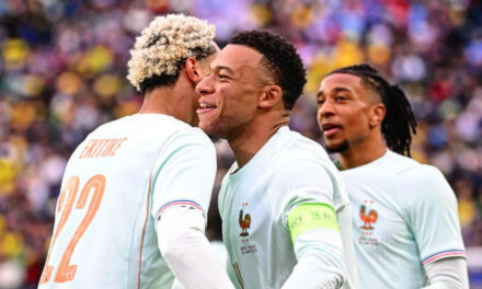 Kylian Mbappé se recupera de lesión de rodilla y guía a Francia a triunfo 2-1 ante Brasil