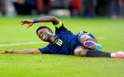 Vinícius vuelve a entrenar con Brasil y rebaja la alarma antes del partido contra Croacia