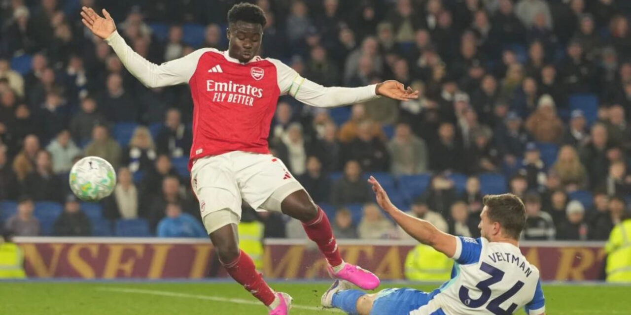 Arsenal se escapa en la cima de la Premier tras victoria 1-0 en Brighton