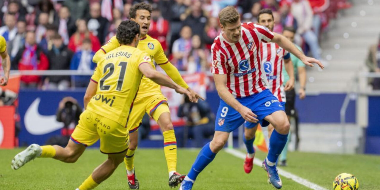 Golazo de Molina, dos salvadas de Musso y victoria del Atlético
