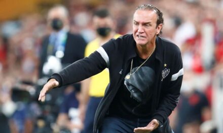 El Santos de Neymar contrata al técnico Cuca tras el despido del argentino Vojvoda