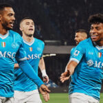 Napoli vence 2-1 a Torino, amplía su racha invicta en casa