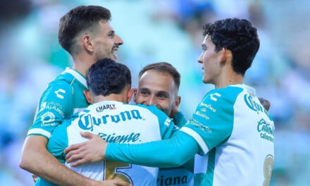 Santos vence a Puebla