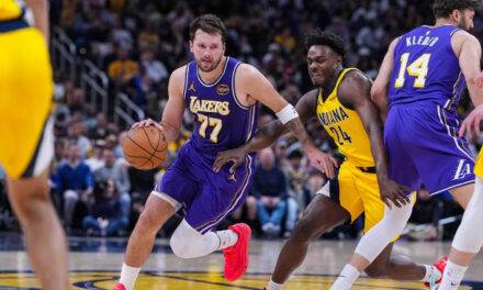 Doncic anota 43 y Lakers vencen 137-130 a Pacers