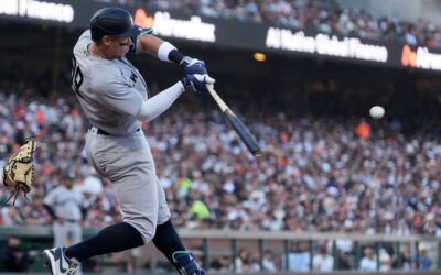 Aaron Judge conecta su segundo jonrón en dos juegos y los Yankees vencen a los Giants 3-1 para completar la barrida de la serie