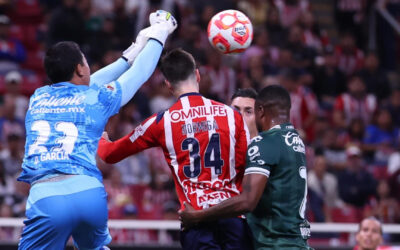 Chivas recupera el liderato tras aplastar a León