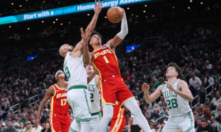 Pritchard y Tatum ayudaron a los Celtics a vencer a los Hawks 109-102 sin Brown.