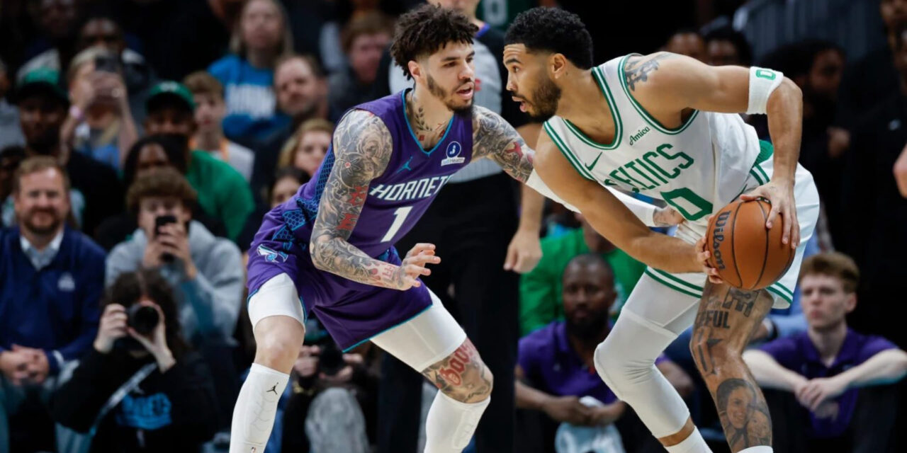 Jayson Tatum y Payton Pritchard ayudan a los Celtics a vencer a los Hornets por 114-99.