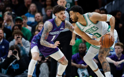 Jayson Tatum y Payton Pritchard ayudan a los Celtics a vencer a los Hornets por 114-99.