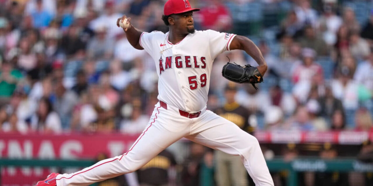 José Soriano vuelve a dominar, los Angels rompen la racha de 8 victorias consecutivas de los Padres con un triunfo de 8-0.